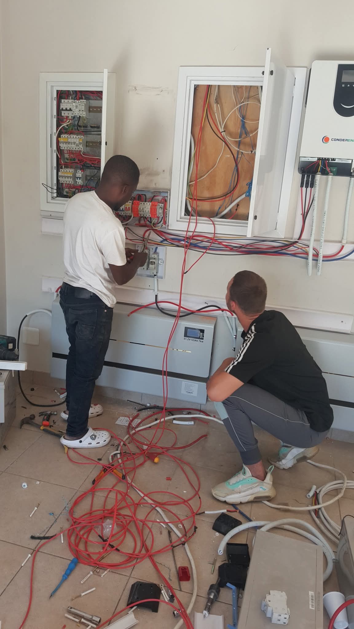 Solar battery and inverter inspection